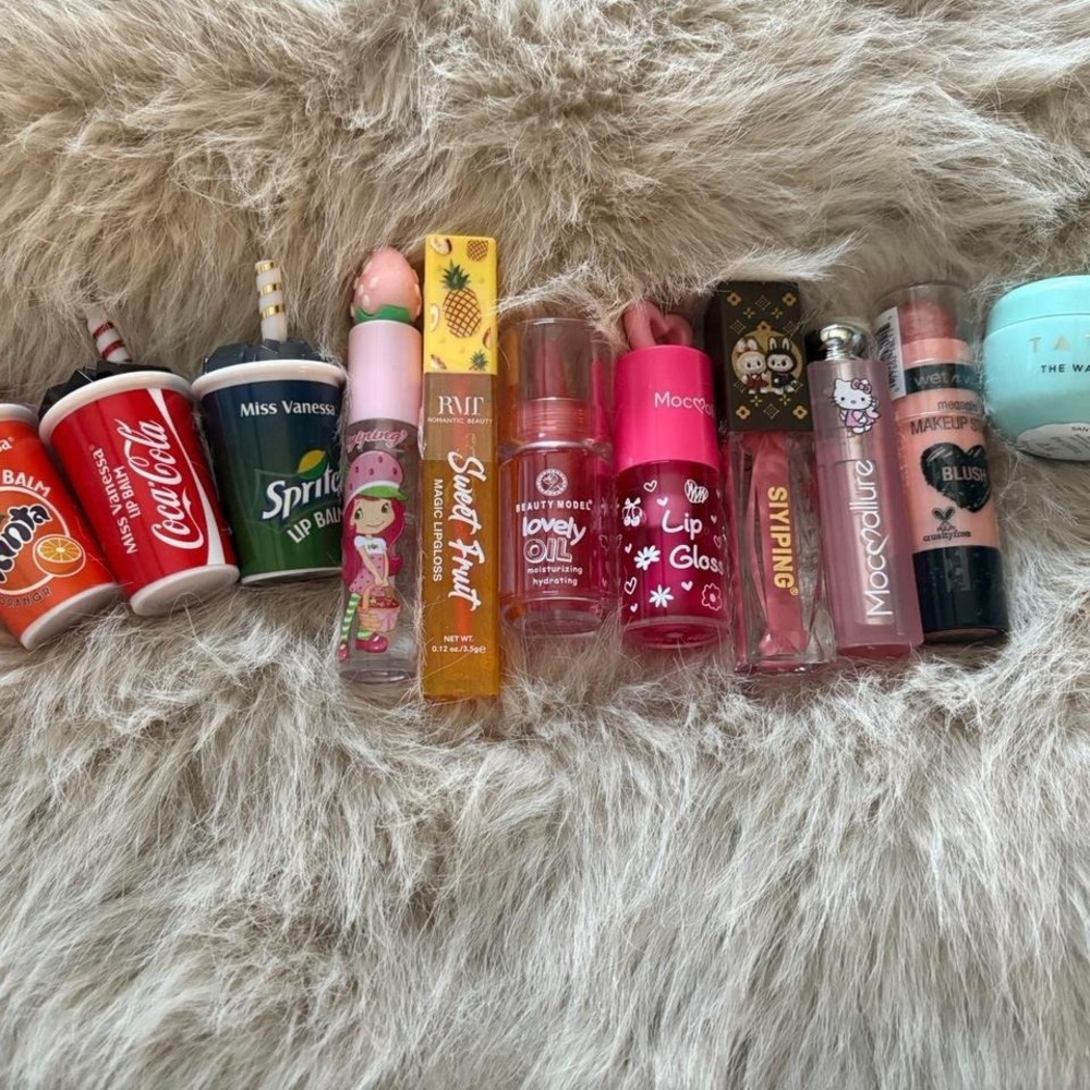 LIPPIE & beauty bundle!